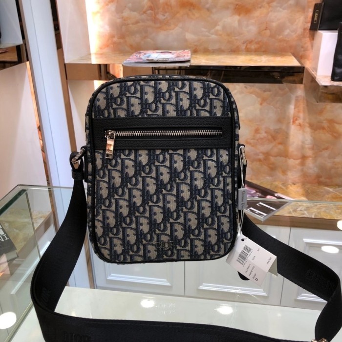 202107SS新作 Dior ディオール メンズ ショルダーバックスーパーコピー