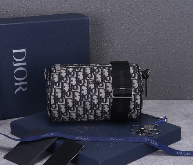 202107SS新作 Dior ディオール メンズ ショルダーバックスーパーコピー