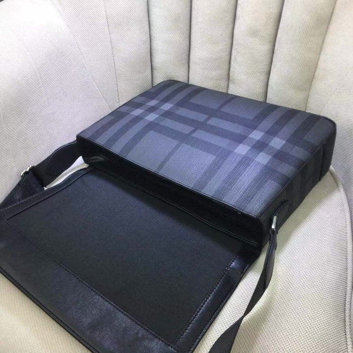 202107SS新作 Burberry バーバリー メンズ ショルダーバック スーパーコピー