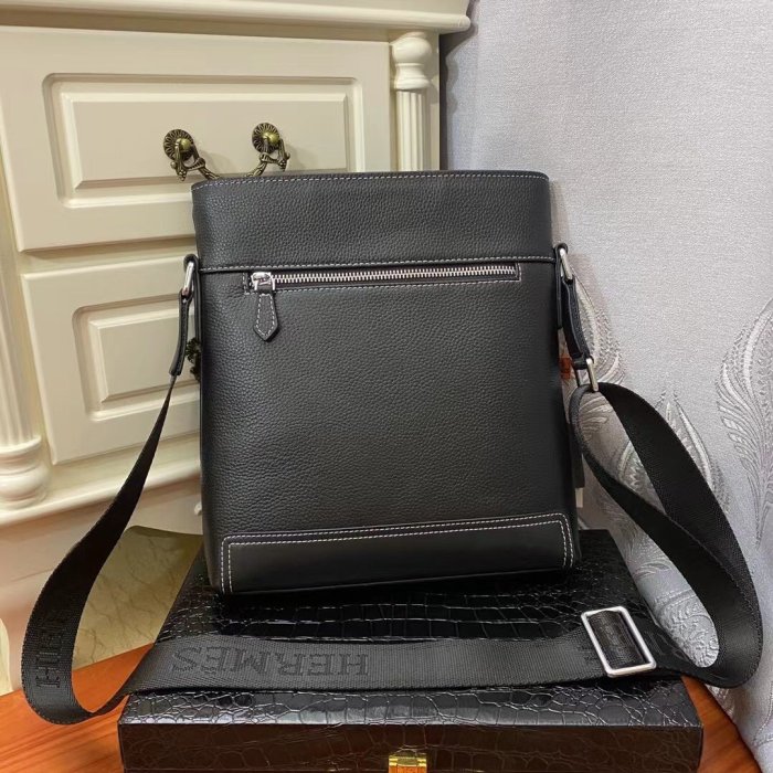 202107SS新作 エルメス Hermes メンズ ショルダーバックスーパーコピー