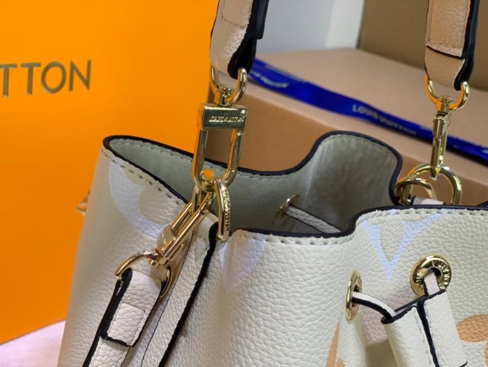 202107SS新作 Louis Vuitton ルイヴィトン レディース ショルダーバックスーパーコピー