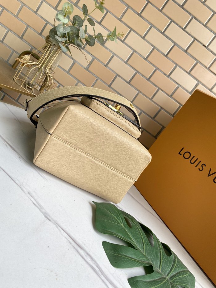 202107SS新作 Louis Vuitton ルイヴィトン レディース ショルダーバック スーパーコピー