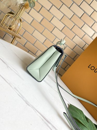 202107SS新作 Louis Vuitton ルイヴィトン レディース ショルダーバックスーパーコピー