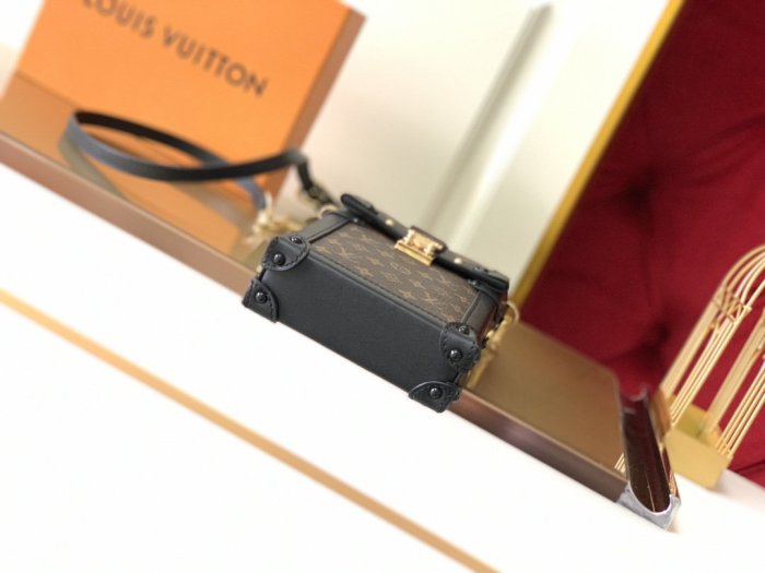 202107SS新作 Louis Vuitton ルイヴィトン レディース ショルダーバックスーパーコピー