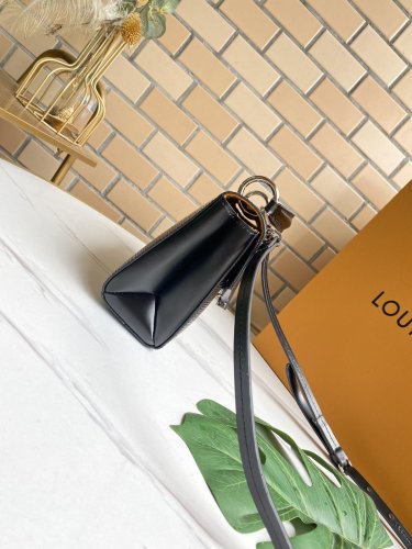 202107SS新作 Louis Vuitton ルイヴィトン レディース ショルダーバックスーパーコピー