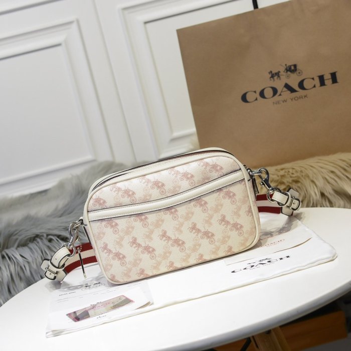 202108SS新作 Coach コーチ レディース ショルダーバッグスーパーコピー
