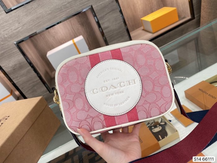 202108SS新作 Coach コーチ レディース ショルダーバッグスーパーコピー