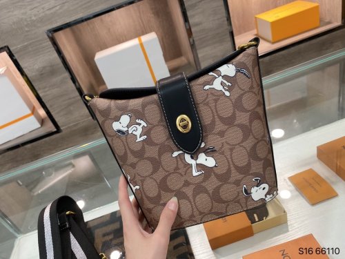 202108SS新作 Coach コーチ レディース ハンドバックスーパーコピー