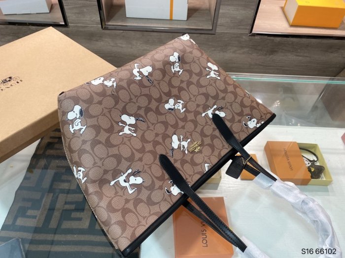 202108SS新作 Coach コーチ レディース ハンドバックスーパーコピー