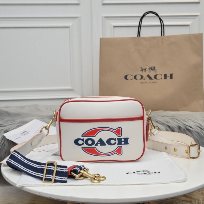 202108SS新作 Coach コーチ レディース ショルダーバッグスーパーコピー