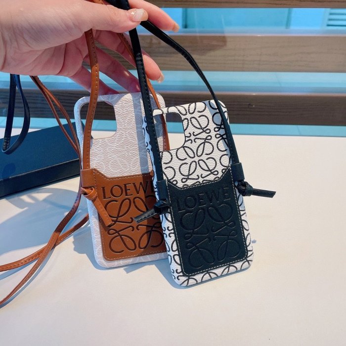 ロエベ/Loewe ケース最新全機種11 Pro/11/Xs Max/Xr/XS/iPhone7/7P/8/8P/iPhone12