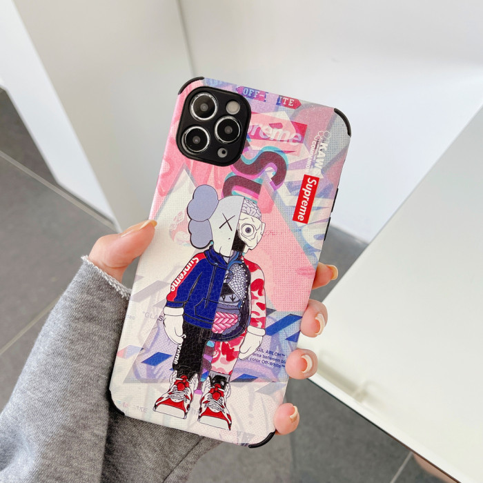 Kaws オシャレiphone11/11pro/11pro maxケース個性iphone x/xs/xr/xs maxケース アイフォン7/8/plusケース若者愛用 激安新品 2色