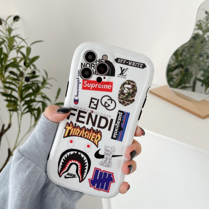 新作 iphone11/11pro/11pro maxケース人気潮流 耐衝撃 芸能人愛用 2色