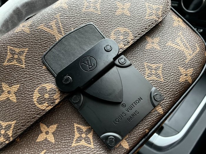 202109SS新作 Louis Vuitton ルイヴィトン ショルダーバッグ スーパーコピー