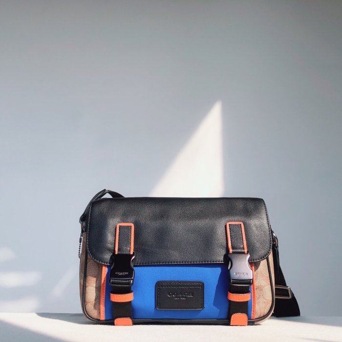 202109SS新作 Coach コーチ メンズ ショルダーバッグスーパーコピー
