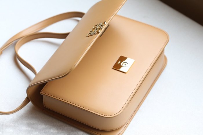 202109SS新作 LOEWE ロエベ レディース ショルダーバッグスーパーコピー