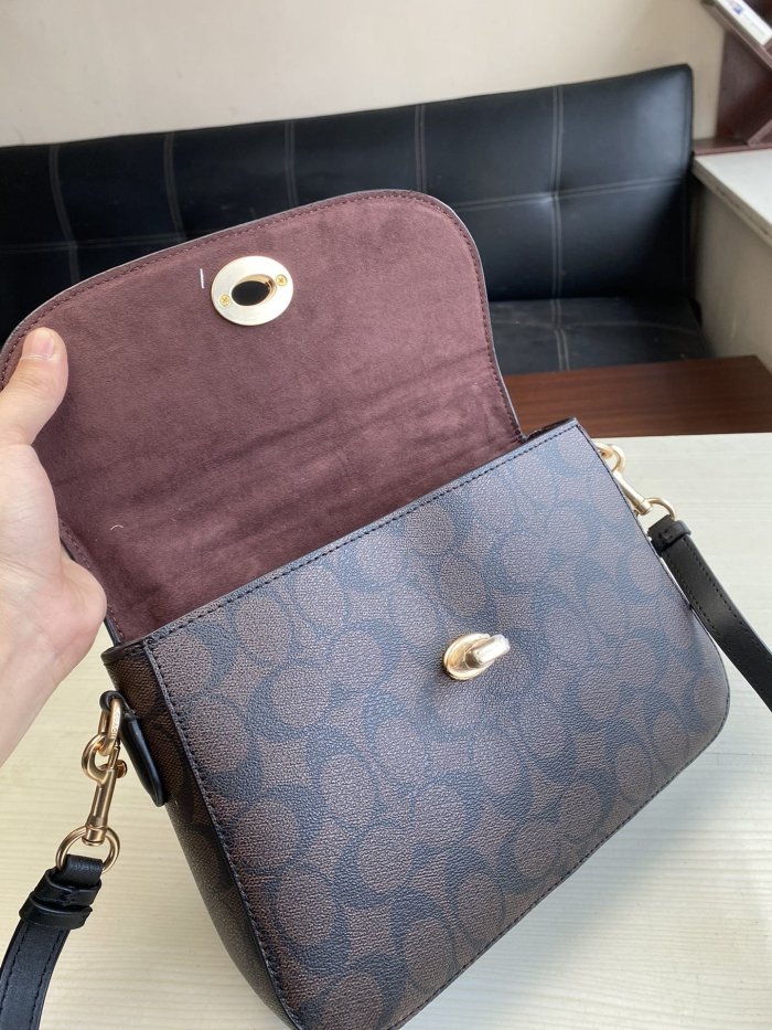 202109SS新作 Coach コーチレディースショルダーバッグスーパーコピー