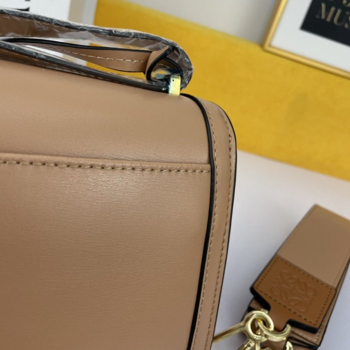202109SS新作 LOEWE ロエベ レディース ショルダーバッグスーパーコピー