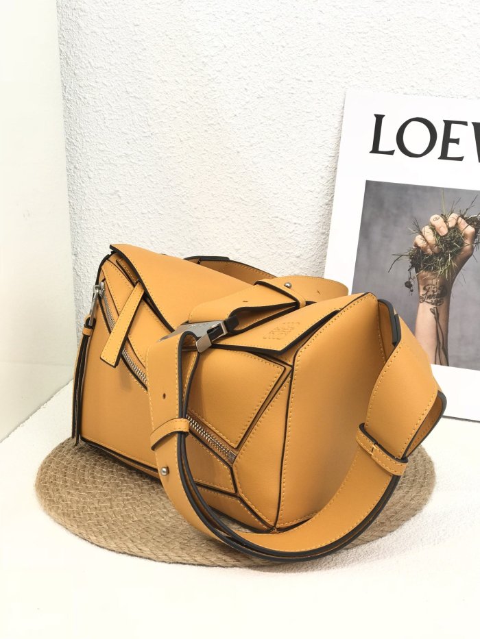 202109SS新作 LOEWE ロエベ メンズショルダーバッグスーパーコピー