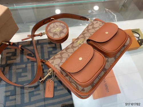 202109SS新作 Coach コーチレディースショルダーバッグスーパーコピー