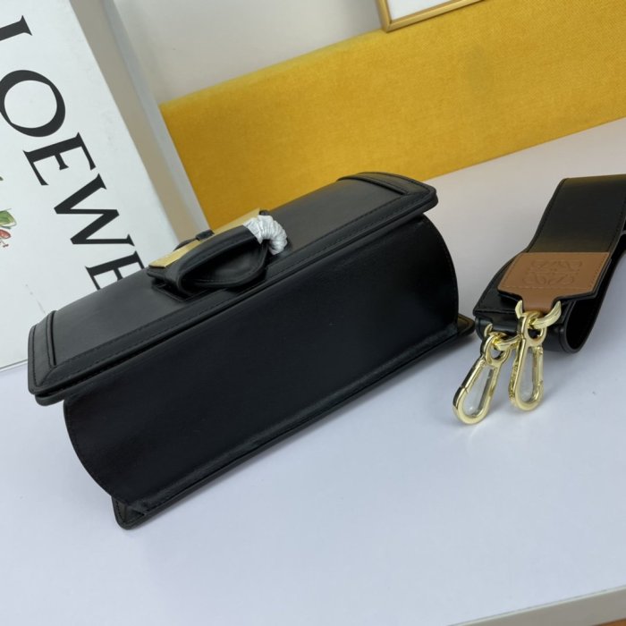 202109SS新作 LOEWE ロエベ レディース ショルダーバッグスーパーコピー