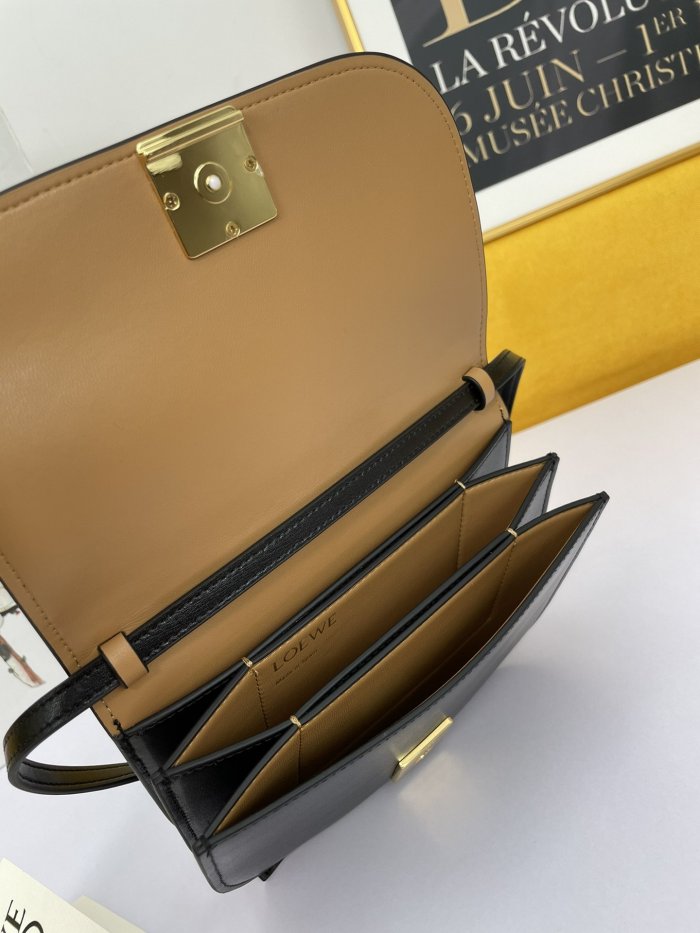 202109SS新作 LOEWE ロエベ レディース ショルダーバッグスーパーコピー