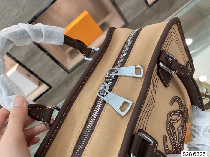 202109SS新作 LOEWE ロエベ レディース ショルダーバッグスーパーコピー