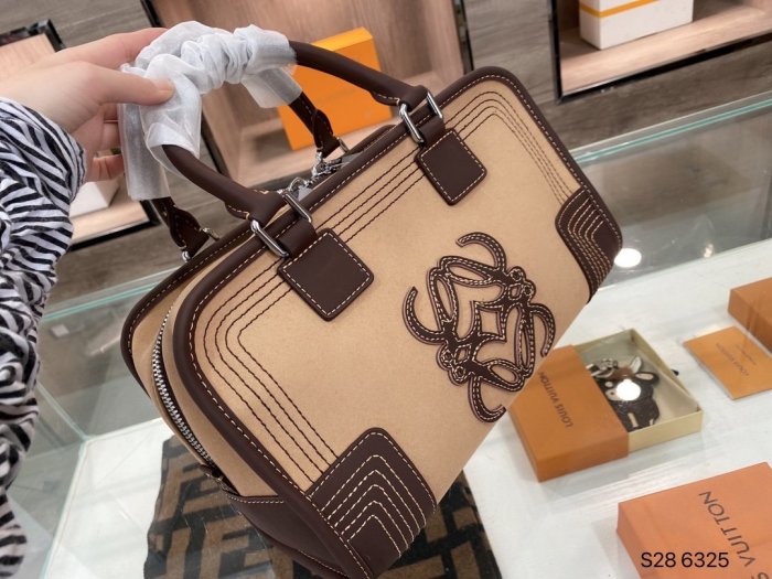 202109SS新作 LOEWE ロエベ レディース ショルダーバッグスーパーコピー