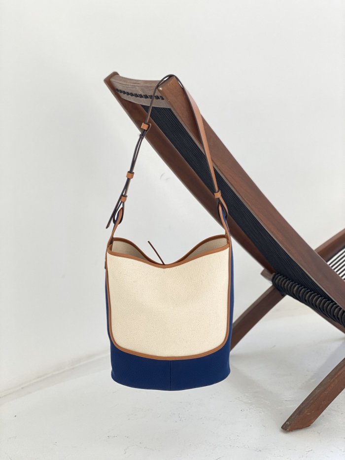 202109SS新作 LOEWE ロエベ レディース ショルダーバッグスーパーコピー