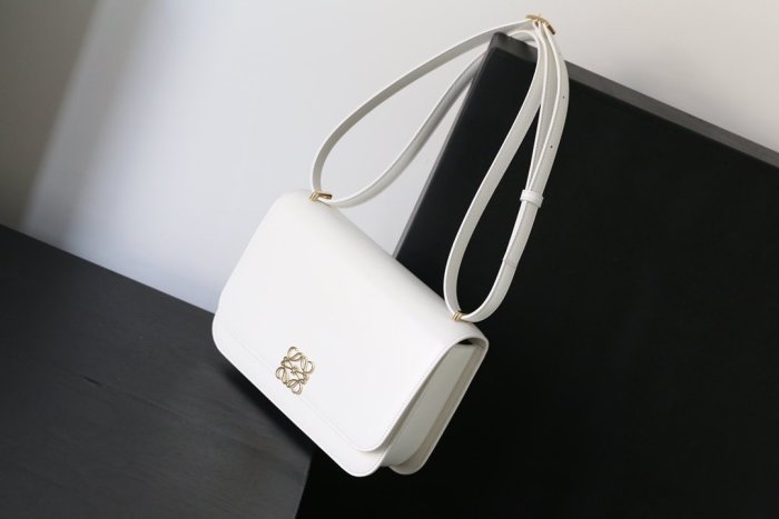 202109SS新作 LOEWE ロエベ レディース ショルダーバッグスーパーコピー