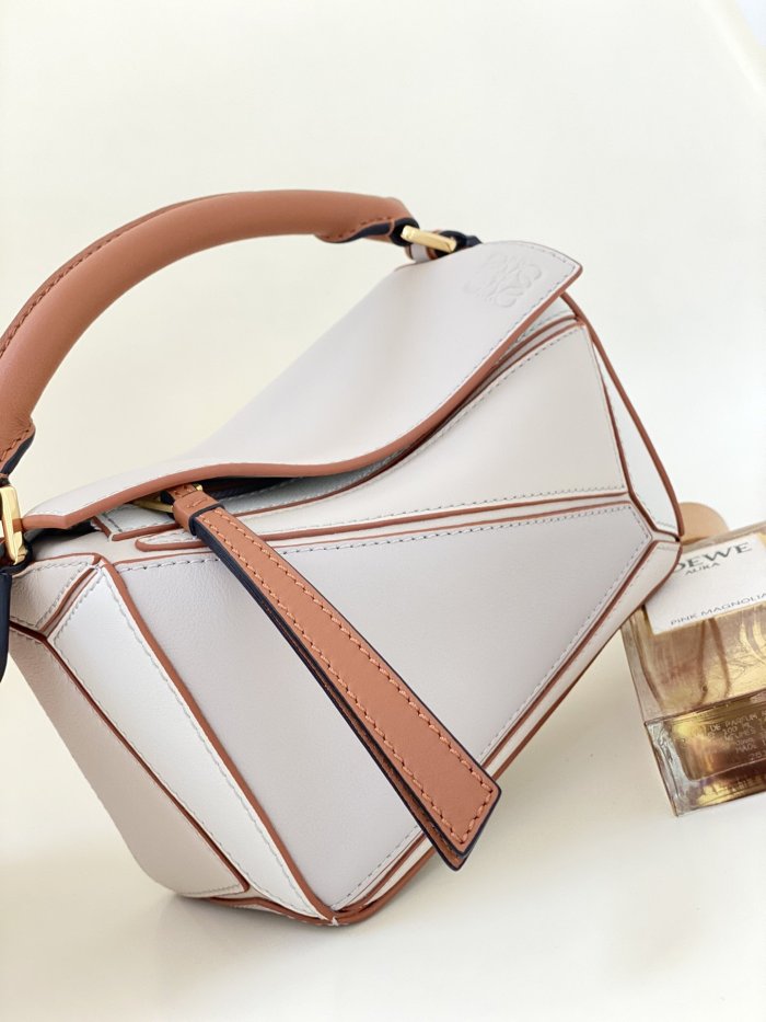 202109SS新作 LOEWE ロエベ レディース ショルダーバッグスーパーコピー