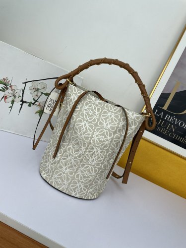 202109SS新作 LOEWE ロエベ レディース ショルダーバッグスーパーコピー