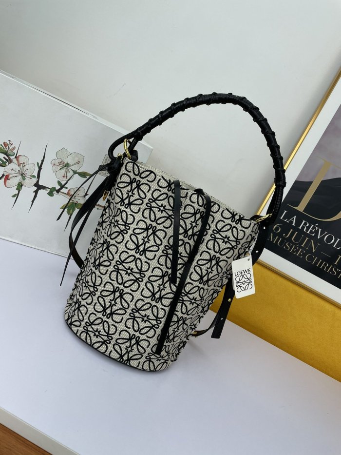 202109SS新作 LOEWE ロエベ レディース ショルダーバッグスーパーコピー