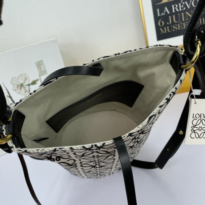 202109SS新作 LOEWE ロエベ レディース ショルダーバッグスーパーコピー