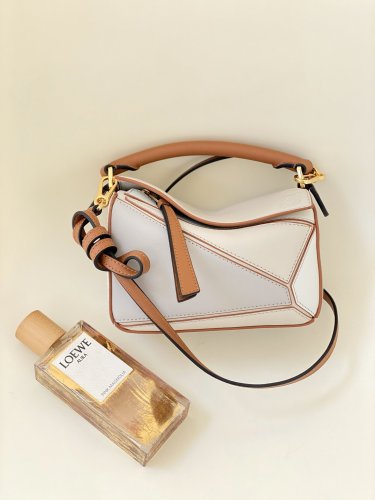 202109SS新作 LOEWE ロエベ レディース ショルダーバッグスーパーコピー