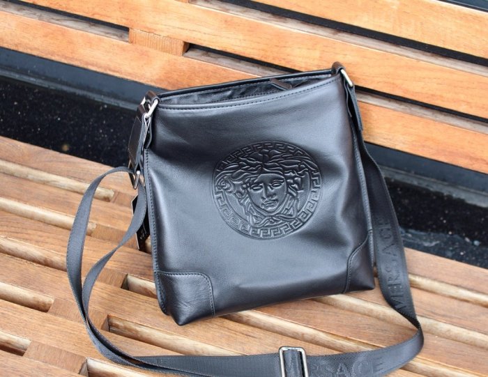 202109SS新作Versace ヴェルサーチェメンズ ショルダーバッグ スーパーコピー