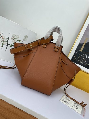 202109SS新作 LOEWE ロエベ レディース ショルダーバッグスーパーコピー