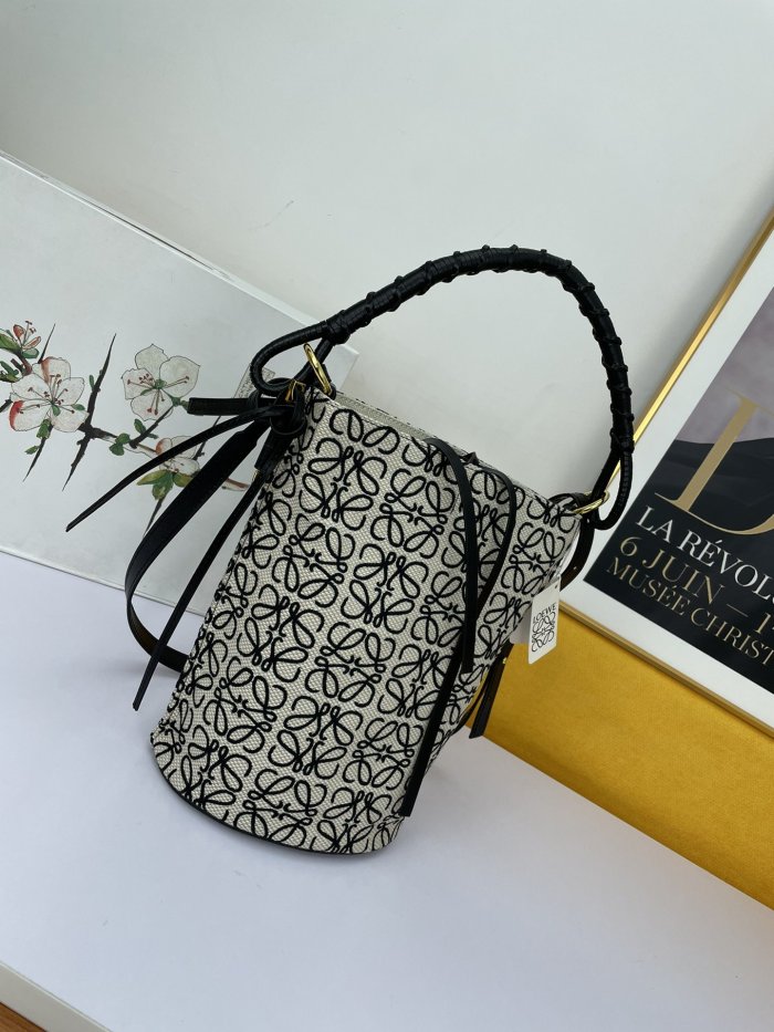 202109SS新作 LOEWE ロエベ レディース ショルダーバッグスーパーコピー