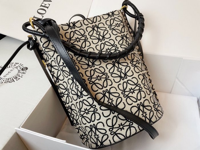 202109SS新作 LOEWE ロエベ レディース ショルダーバッグスーパーコピー