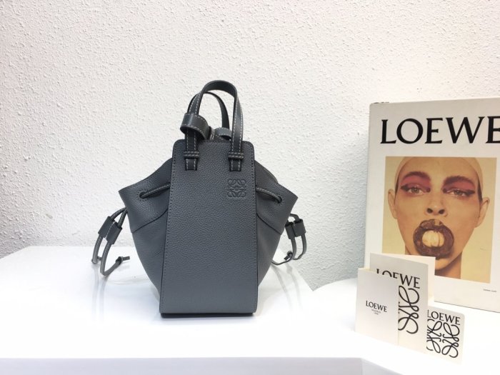 202109SS新作 LOEWE ロエベ レディース ショルダーバッグスーパーコピー
