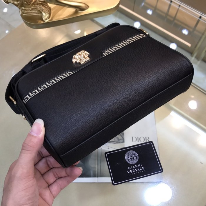 202109SS新作Versace ヴェルサーチェメンズ ショルダーバッグ スーパーコピー