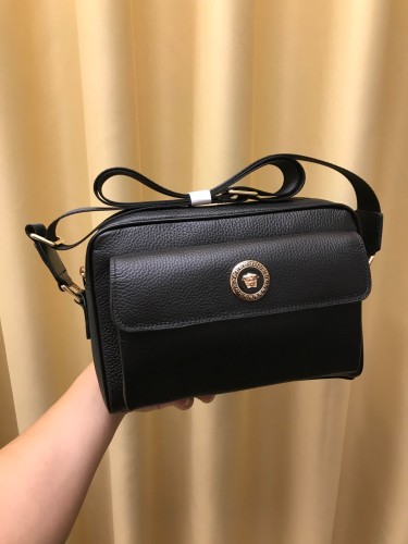 202109SS新作Versace ヴェルサーチェメンズ ショルダーバッグ スーパーコピー