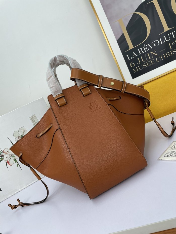202109SS新作 LOEWE ロエベ レディース ショルダーバッグスーパーコピー