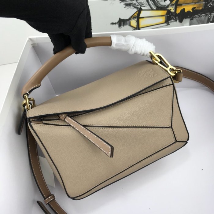 202109SS新作 LOEWE ロエベ レディース ショルダーバッグスーパーコピー