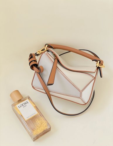 202109SS新作 LOEWE ロエベ レディース ショルダーバッグスーパーコピー