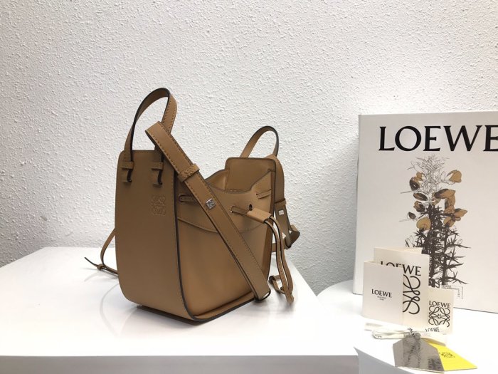 202109SS新作 LOEWE ロエベ レディース ショルダーバッグスーパーコピー