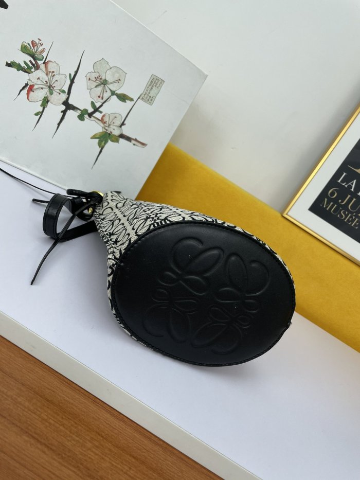 202109SS新作 LOEWE ロエベ レディース ショルダーバッグスーパーコピー