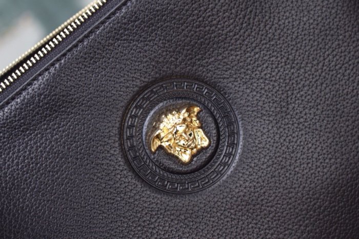 202109SS新作Versace ヴェルサーチェメンズ ショルダーバッグ スーパーコピー