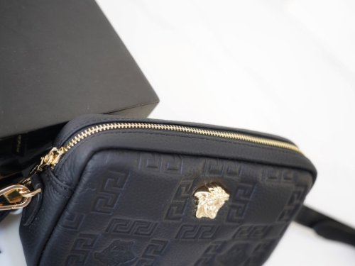 202109SS新作Versace ヴェルサーチェメンズ ショルダーバッグ スーパーコピー