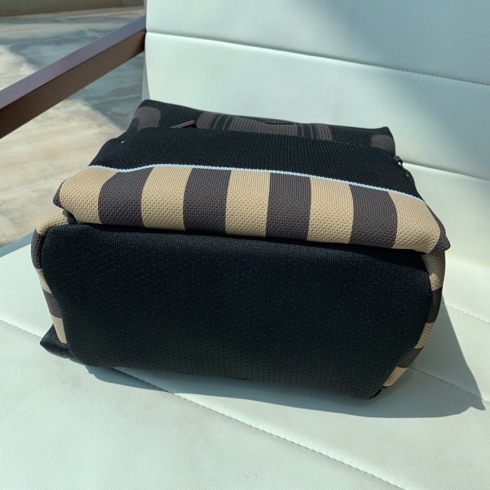 202109SS新作 FENDI フェンディ メンズ リュックバックスーパーコピー